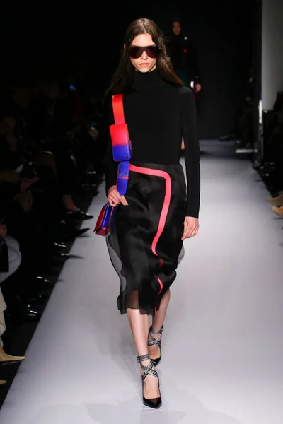 Look 34